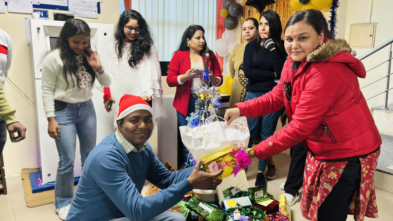 christmas-celebration-2023-amity-software